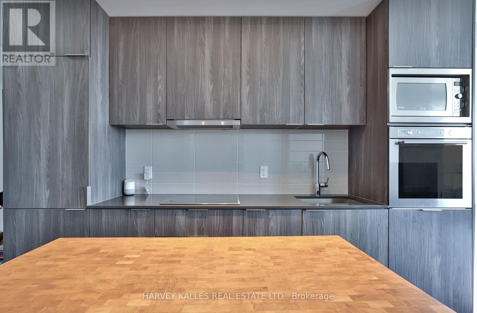 1511w - 27 Bathurst Street, Toronto, Ontario  M5V 2P1 - Photo 13 - C12754274