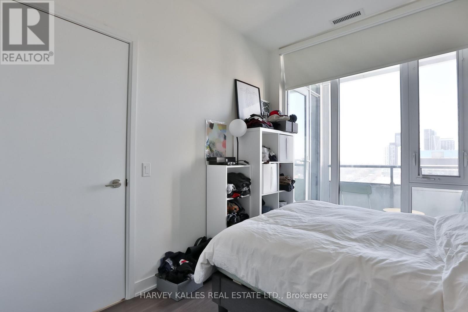 1511w - 27 Bathurst Street, Toronto, Ontario  M5V 2P1 - Photo 5 - C12754274