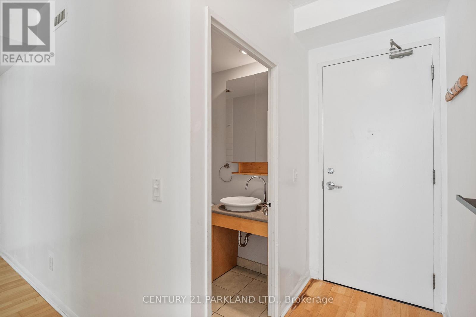 518 - 333 Adelaide Street E, Toronto, Ontario  M5A 1N3 - Photo 8 - C12754282