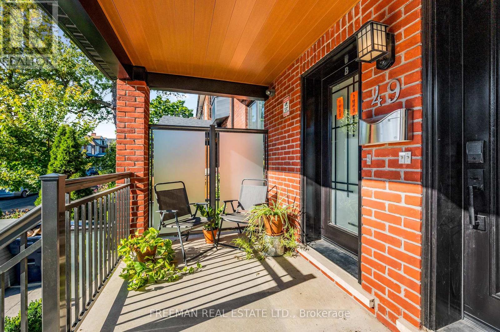 49 Beatrice Street, Toronto, Ontario  M6J 2T2 - Photo 3 - C12754290