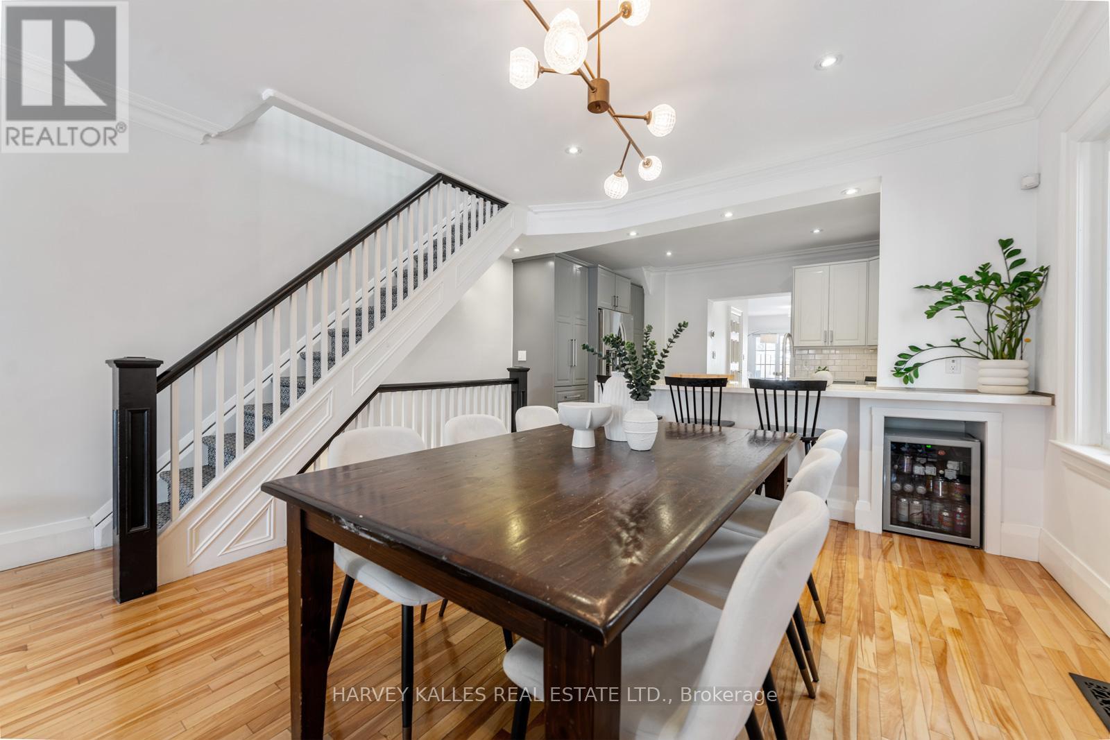 120 Fairlawn Avenue, Toronto, Ontario  M5M 1S8 - Photo 12 - C12754484