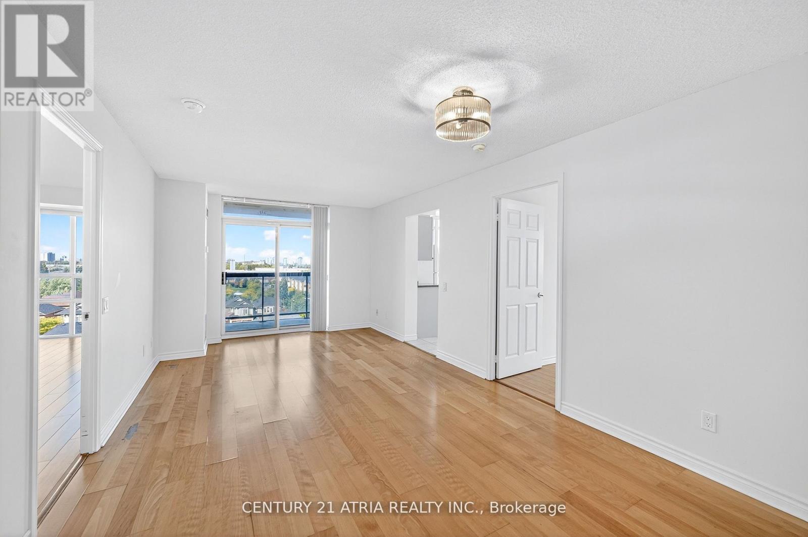 716 - 8 Mondeo Drive, Toronto (Dorset Park), Ontario  M1P 5C7 - Photo 9 - E12754326