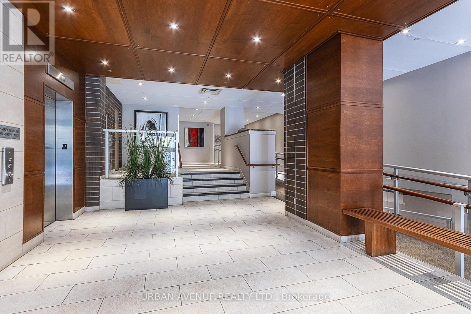 707 - 44 Bond Street W, Oshawa, Ontario  L1G 6R2 - Photo 2 - E12754378