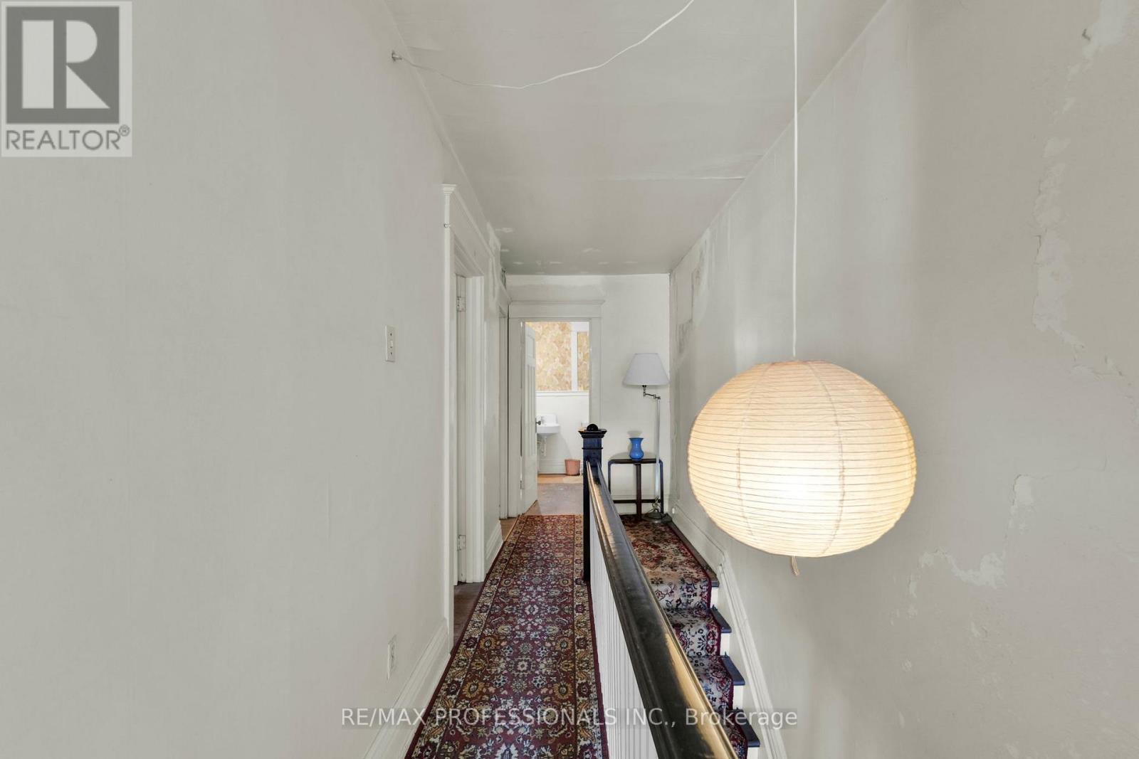 68 Dixon Avenue, Toronto, Ontario  M4L 1N6 - Photo 18 - E12754434