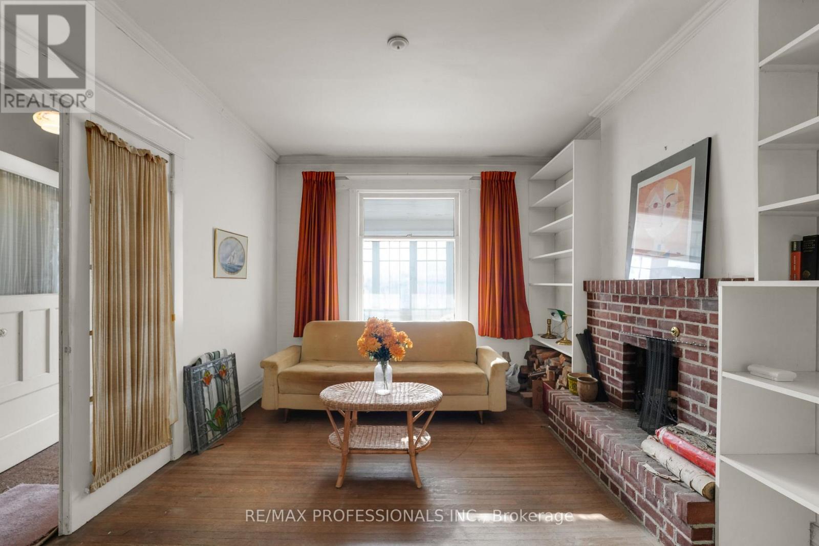 68 Dixon Avenue, Toronto, Ontario  M4L 1N6 - Photo 6 - E12754434