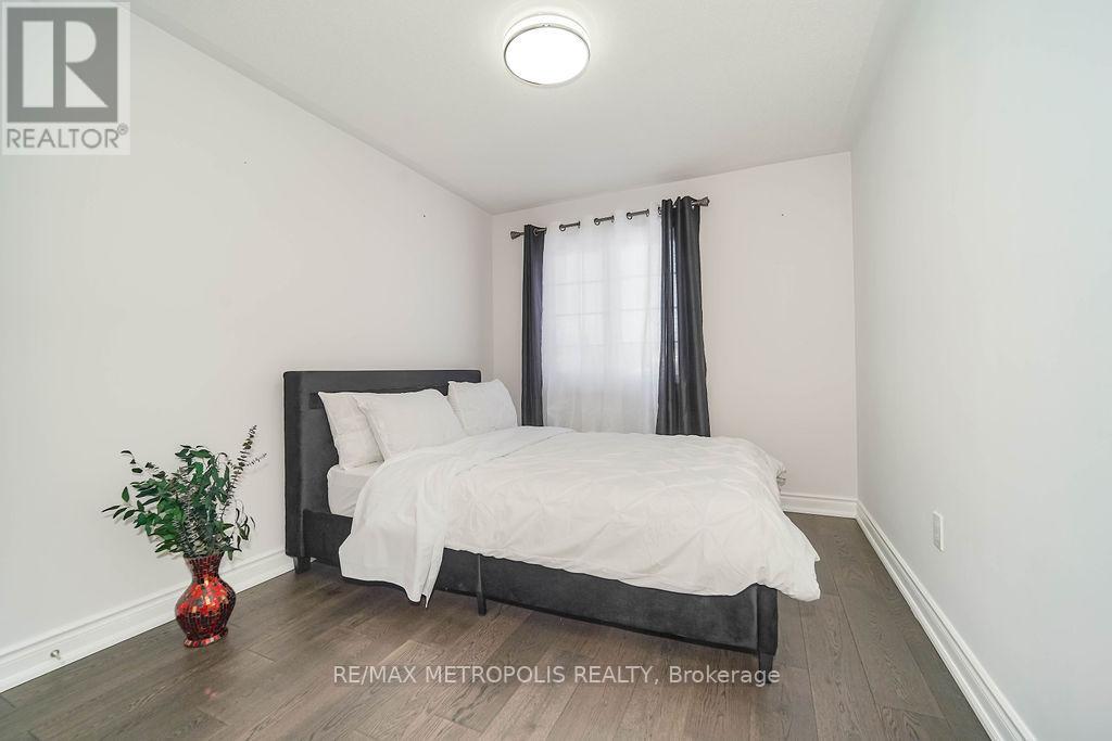 22 Haskins Crescent, Georgina, Ontario  L4P 0H4 - Photo 28 - N12753896