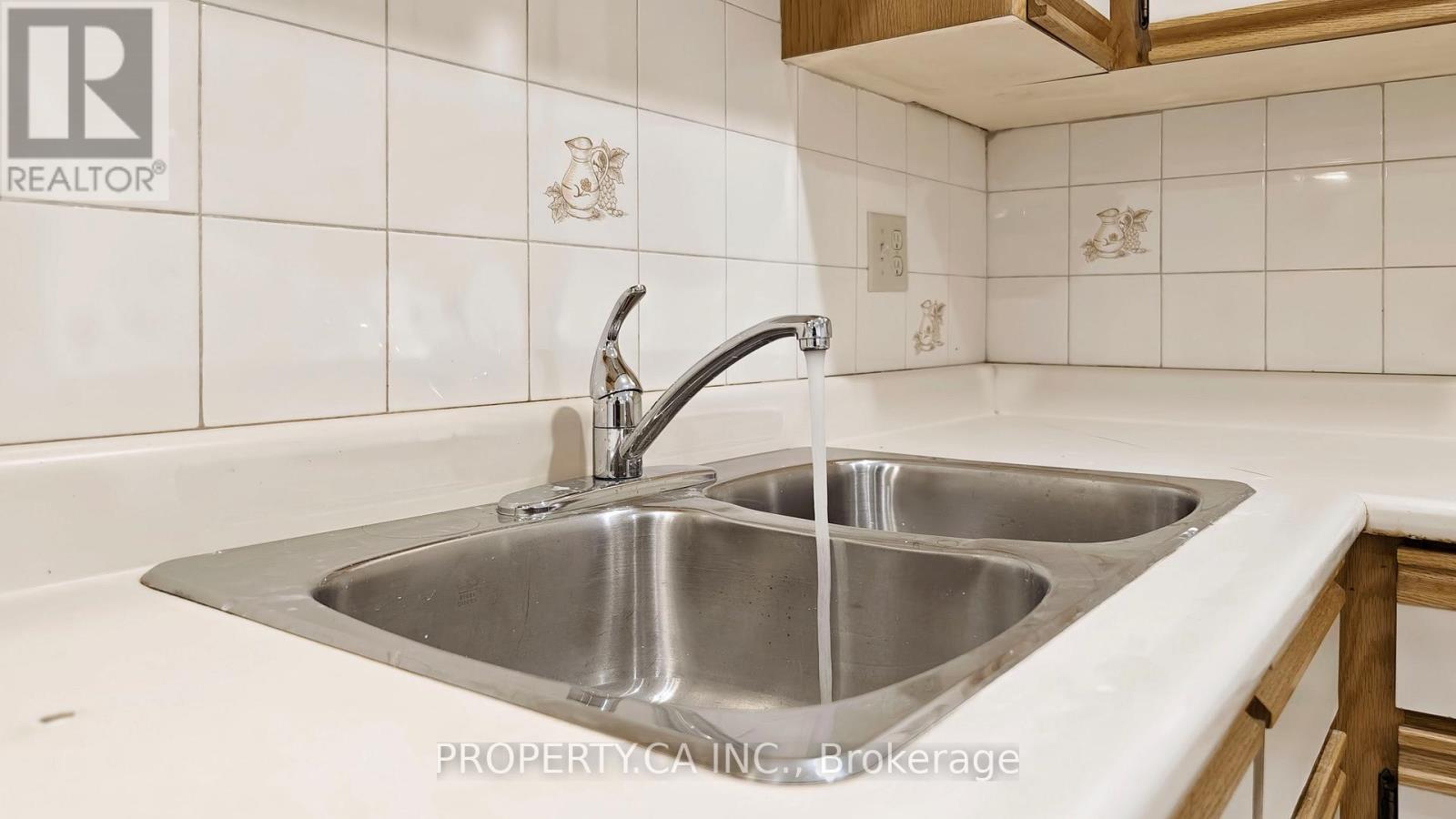 1469 Brentano Boulevard, Mississauga, Ontario  L4X 1A2 - Photo 25 - W12753940