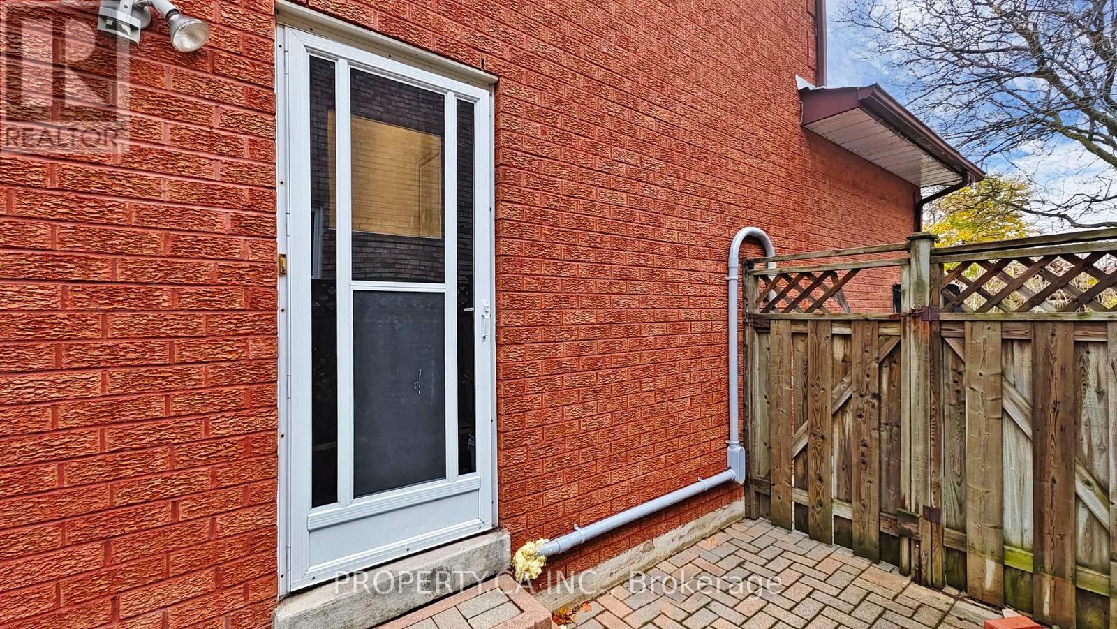 1469 Brentano Boulevard, Mississauga, Ontario  L4X 1A2 - Photo 24 - W12753940