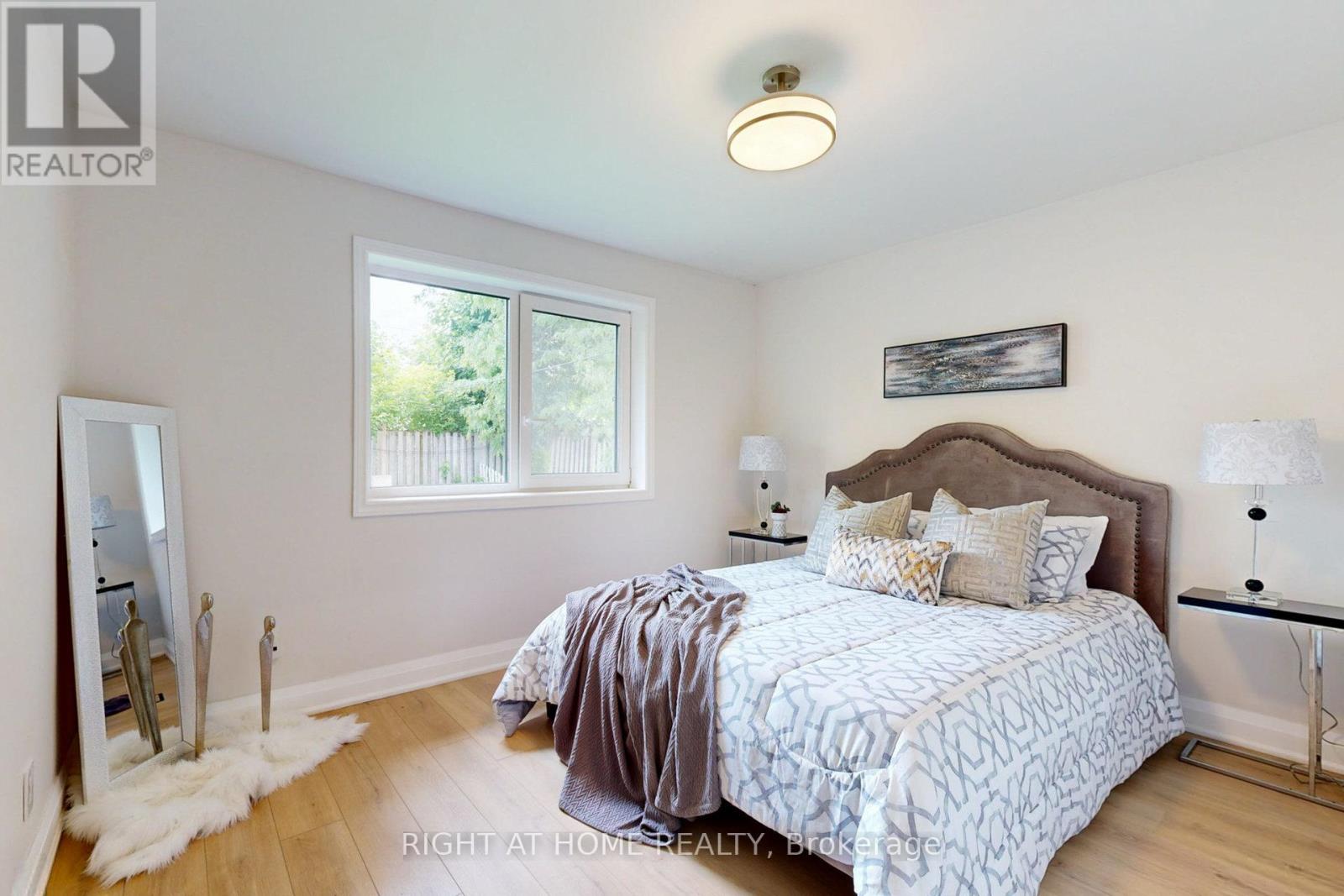 Upper - 78 Longford Drive, Newmarket (Bristol-London), Ontario  L3Y 2Y4 - Photo 11 - N12754230