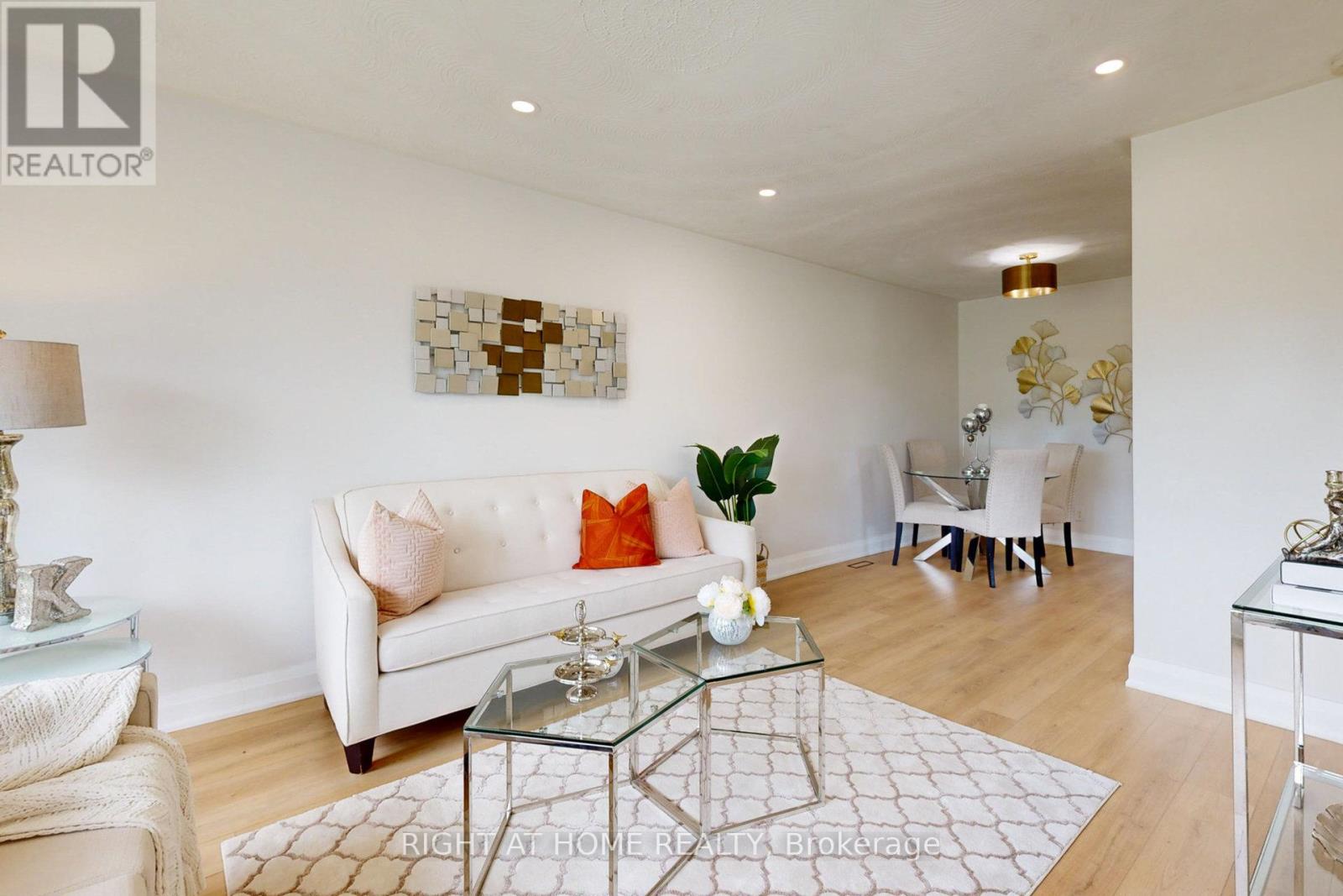 Upper - 78 Longford Drive, Newmarket (Bristol-London), Ontario  L3Y 2Y4 - Photo 3 - N12754230