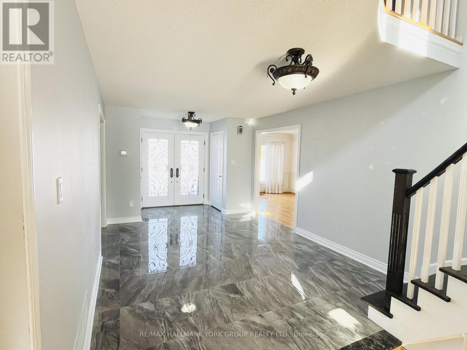 191 Burton Grove, King, Ontario  L7B 1C7 - Photo 2 - N12754264