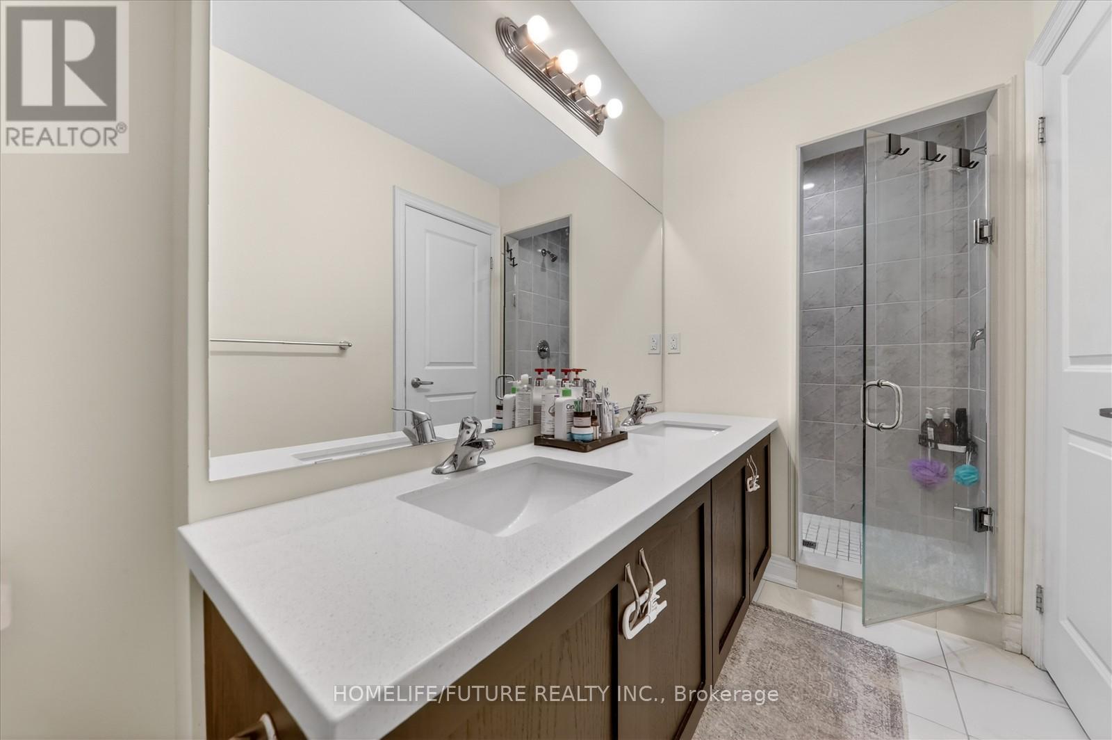 39 Andress Way, Markham, Ontario  L3S 0E9 - Photo 32 - N12754272