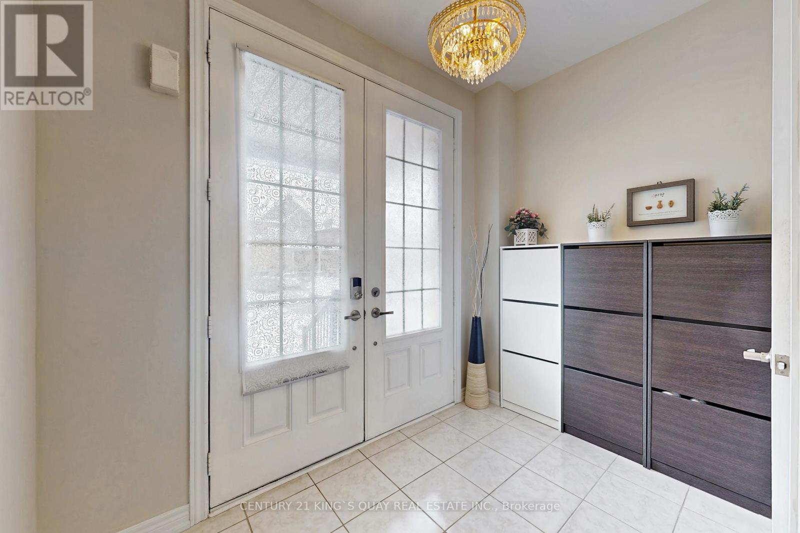 521 Mcgregor Farm Trail, Newmarket, Ontario  L3X 0H7 - Photo 2 - N12754394