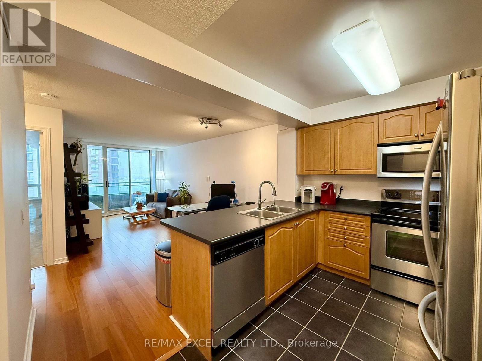 712 - 350 Red Maple Road, Richmond Hill, Ontario  L4C 0T5 - Photo 13 - N12754400