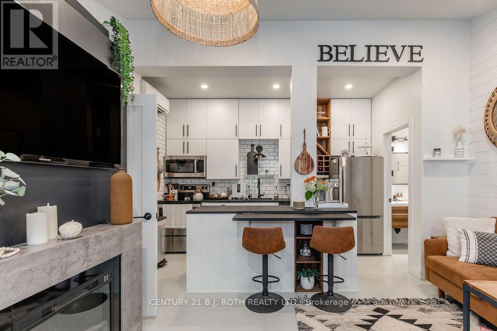 1370 Killarney Beach Road, Innisfil (Lefroy), Ontario L0L 1W0 - Photo 28 - N12754454