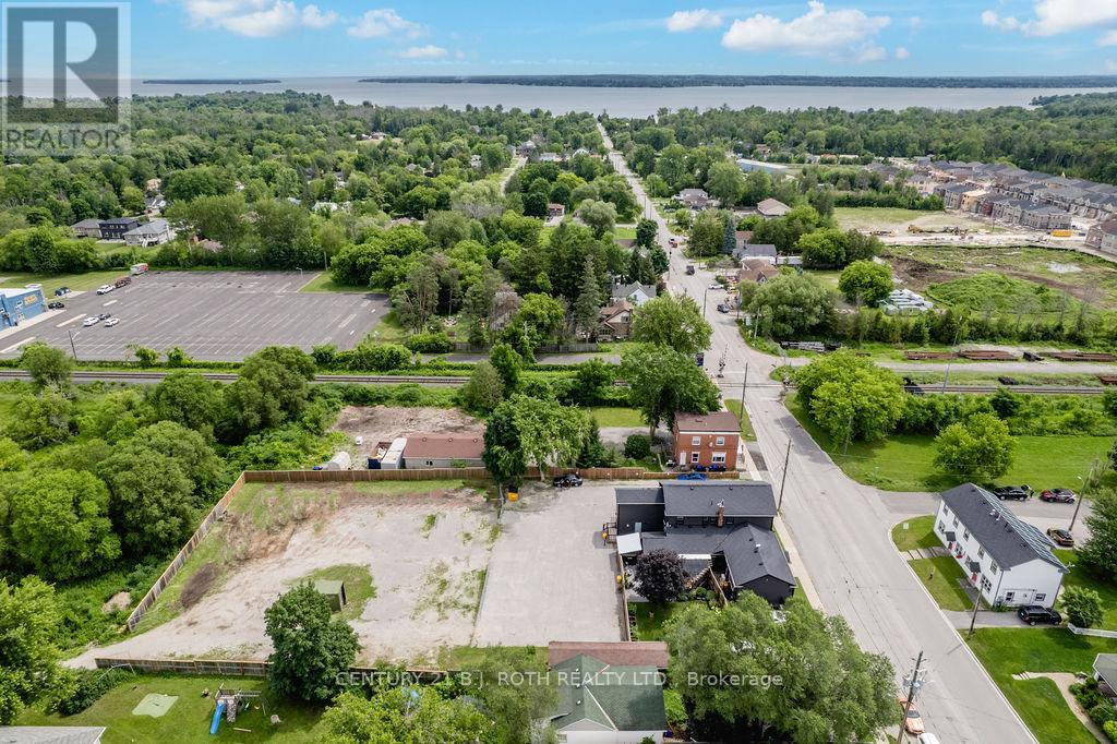 1370 Killarney Beach Road, Innisfil (Lefroy), Ontario L0L 1W0 - Photo 37 - N12754454