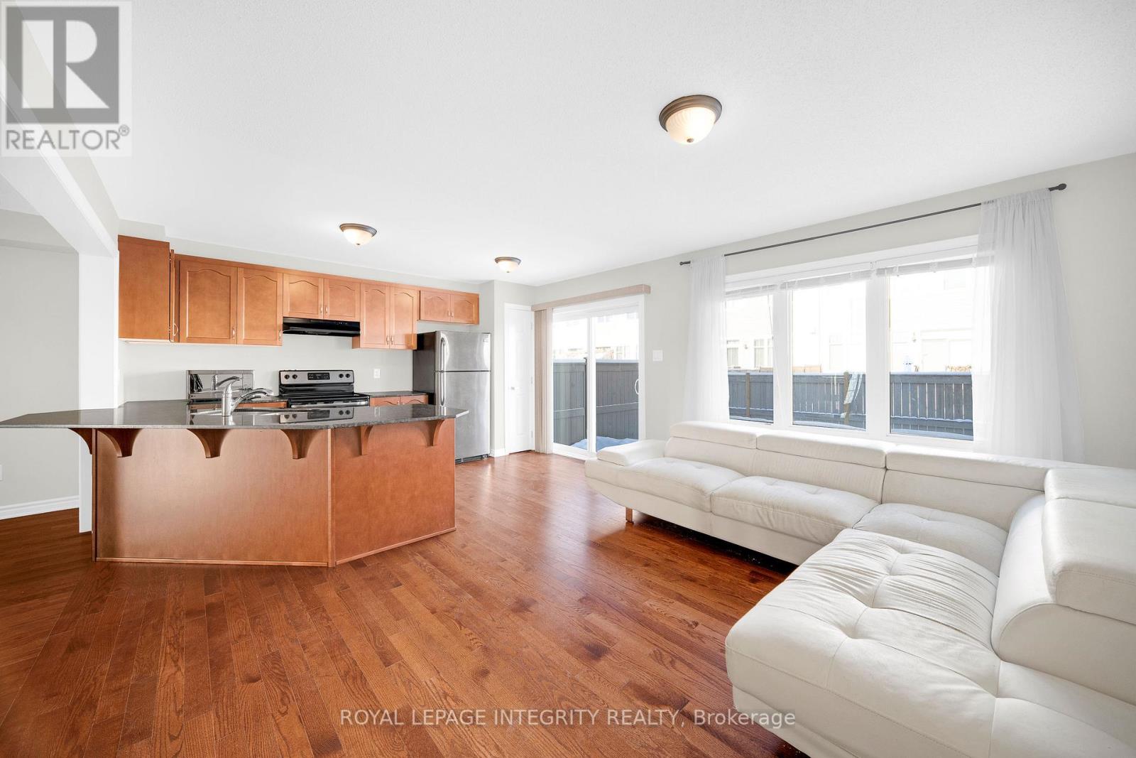 332 Song Sparrow Street, Ottawa, Ontario  K2J 5Y9 - Photo 10 - X12584102