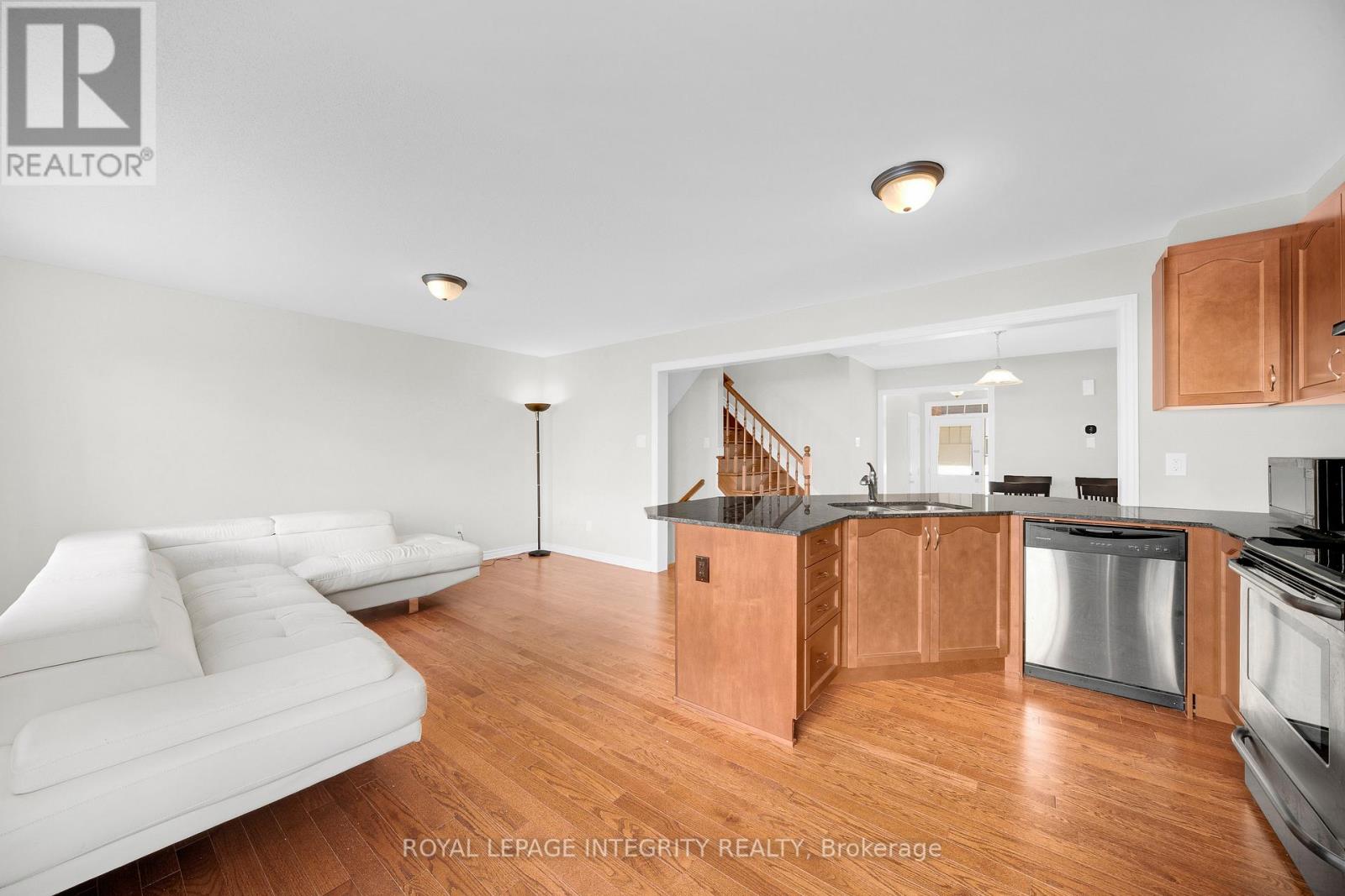 332 Song Sparrow Street, Ottawa, Ontario  K2J 5Y9 - Photo 8 - X12584102