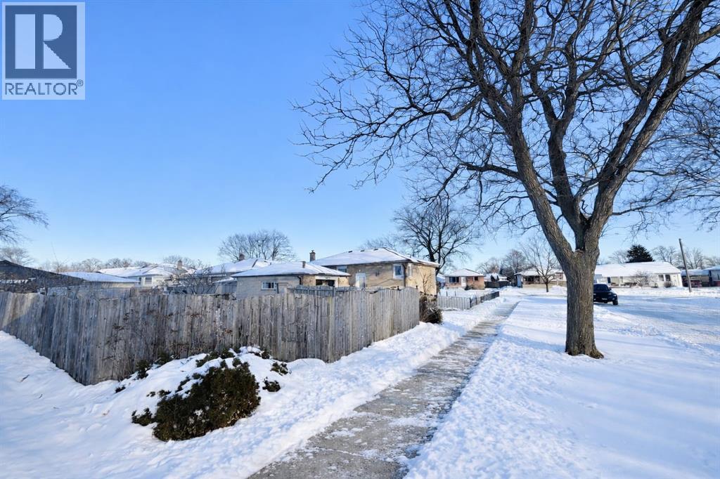 66 Tweedsmuir Avenue, Sarnia, Ontario  N7S 2S1 - Photo 30 - 26002507