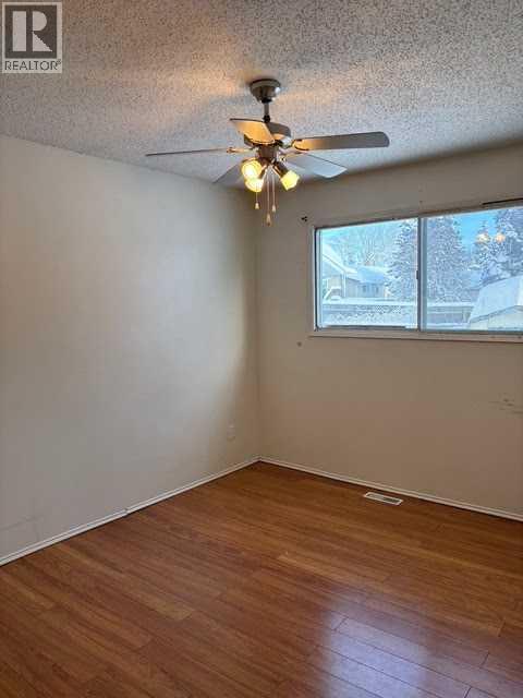 8033 99a Street, Grande Prairie, Alberta  T8V 3V2 - Photo 6 - A2277297