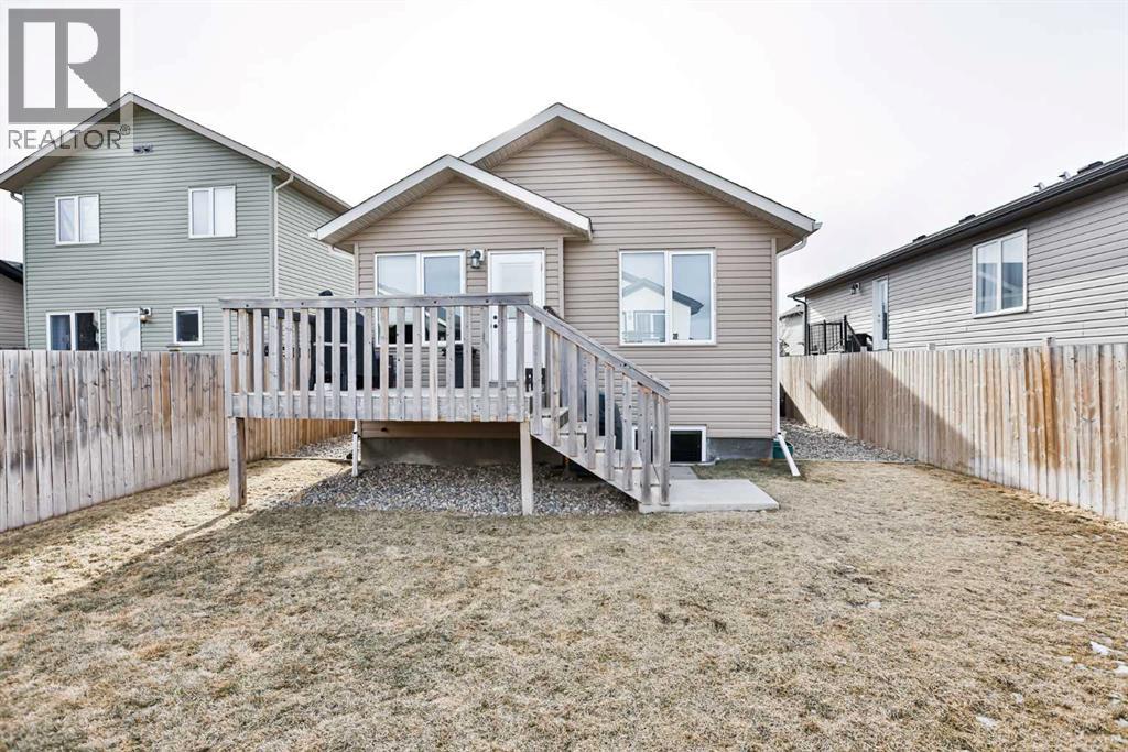 241 Sundance Drive, Coalhurst, Alberta  T0L 0V2 - Photo 2 - A2282876