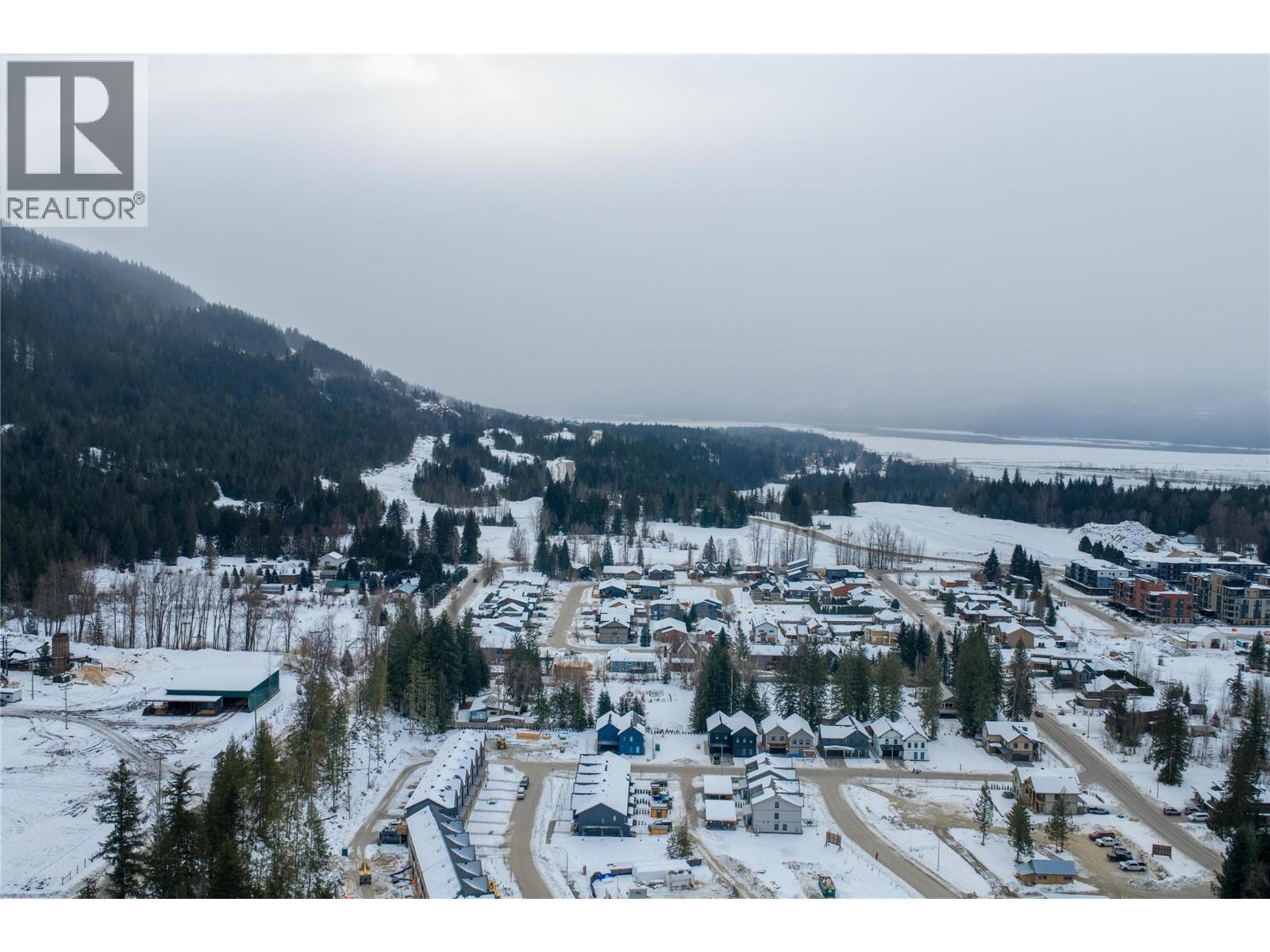 1039 Keystone Crescent, Revelstoke, British Columbia  V0E 2S3 - Photo 45 - 10372873