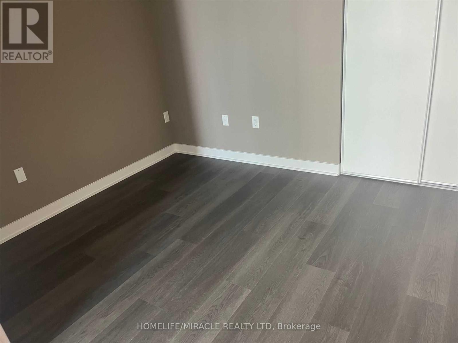 523 - 3900 Confederation Parkway, Mississauga, Ontario  L5B 0M3 - Photo 11 - W12754228