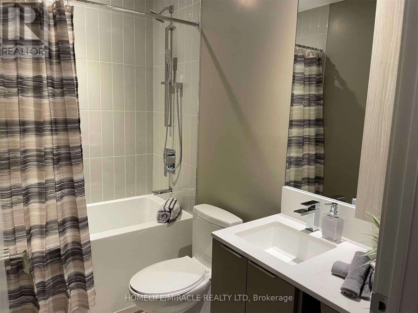 523 - 3900 Confederation Parkway, Mississauga, Ontario  L5B 0M3 - Photo 12 - W12754228