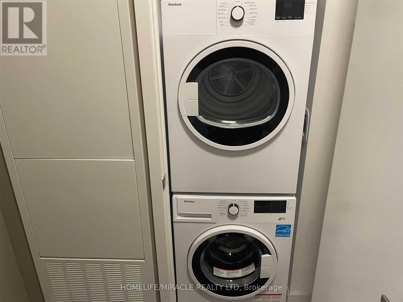 523 - 3900 Confederation Parkway, Mississauga, Ontario  L5B 0M3 - Photo 29 - W12754228