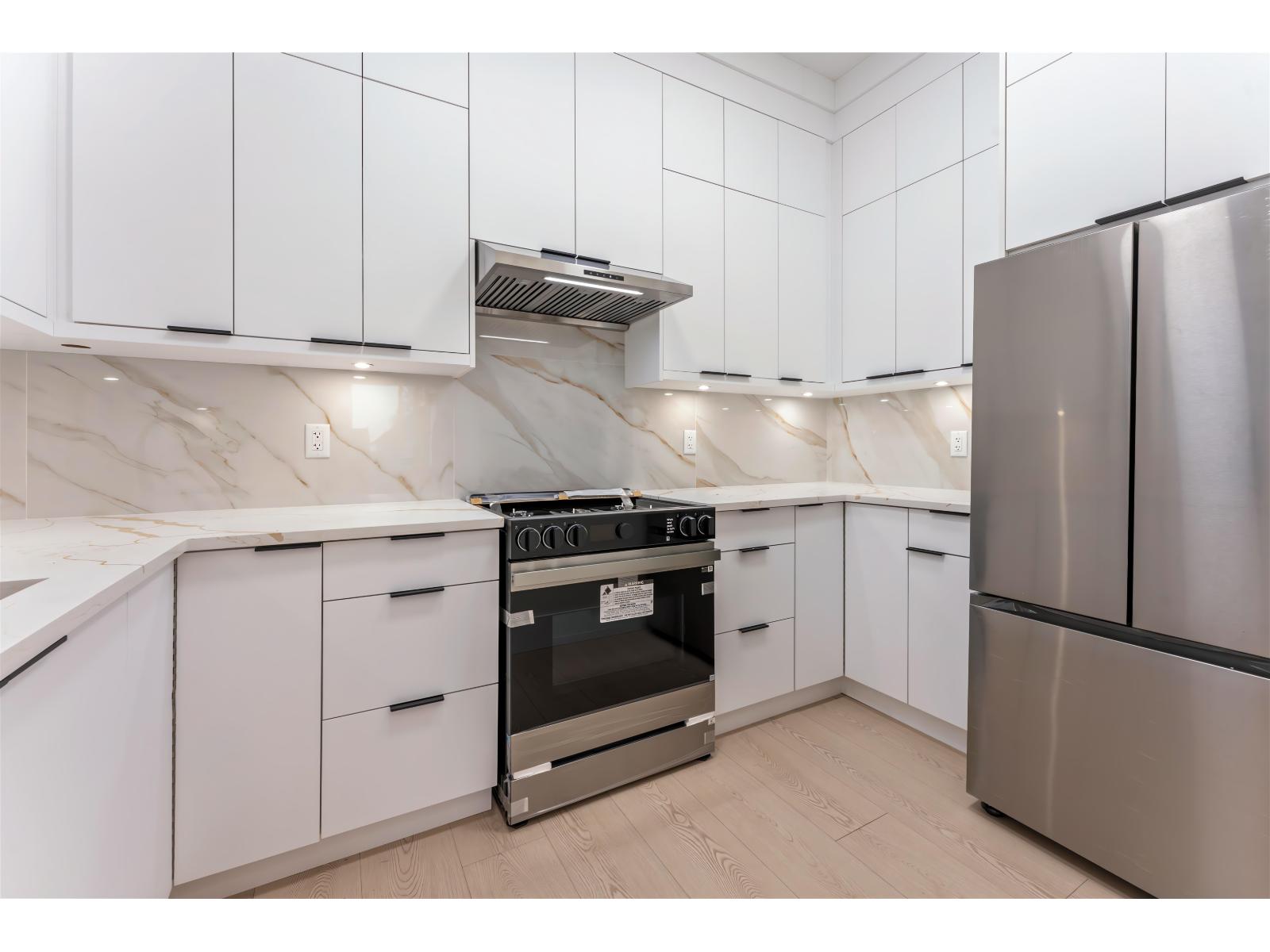 14163 60a Avenue, Surrey, British Columbia  V3X 1C3 - Photo 9 - R3085204