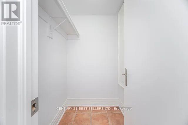 1595 Calverton Court, Mississauga, Ontario  L5G 2W4 - Photo 40 - W12754256