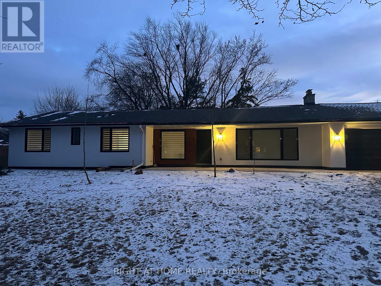 2044 Obeck Crescent, Mississauga, Ontario  L5H 3L7 - Photo 1 - W12754280