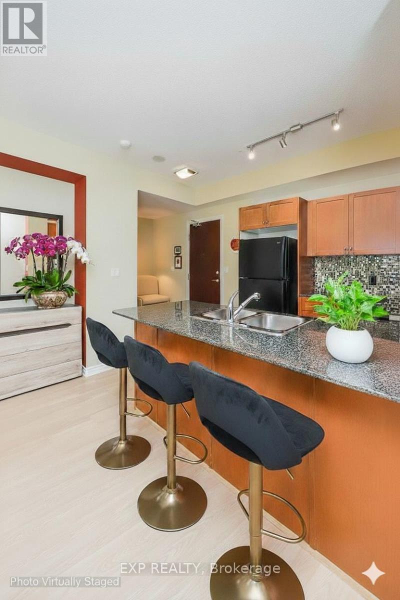 904 - 1359 Rathburn Road E, Mississauga, Ontario  L4W 5P7 - Photo 16 - W12754284