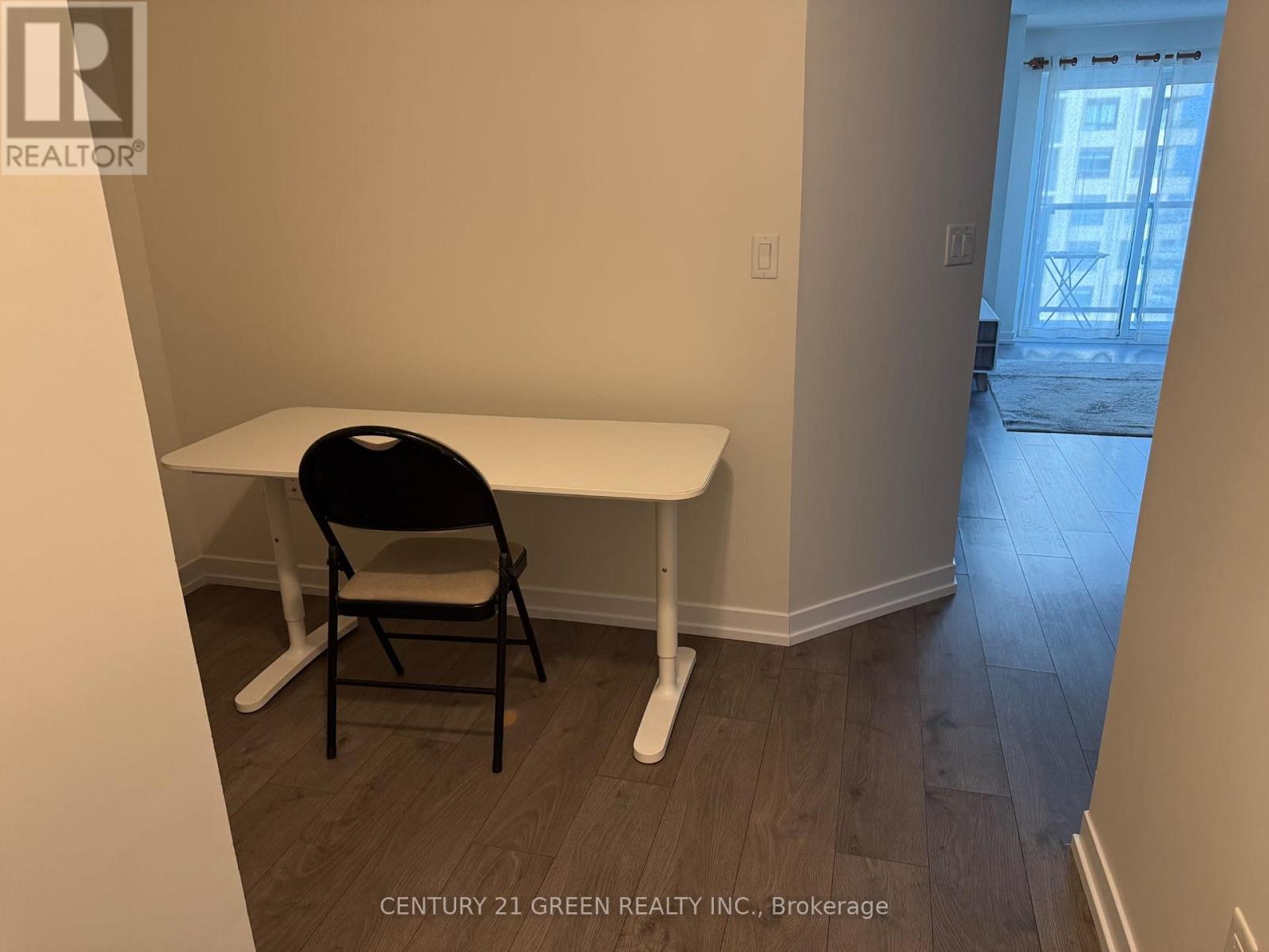 1711 - 1420 Dupont Street, Toronto, Ontario  M6H 0C2 - Photo 11 - W12754306