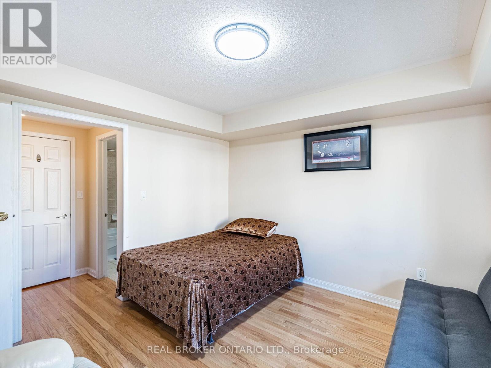 632 Scott Boulevard, Milton, Ontario  L9T 0P2 - Photo 10 - W12754338