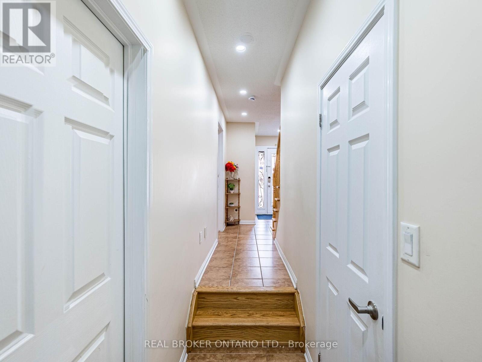 632 Scott Boulevard, Milton, Ontario  L9T 0P2 - Photo 7 - W12754338