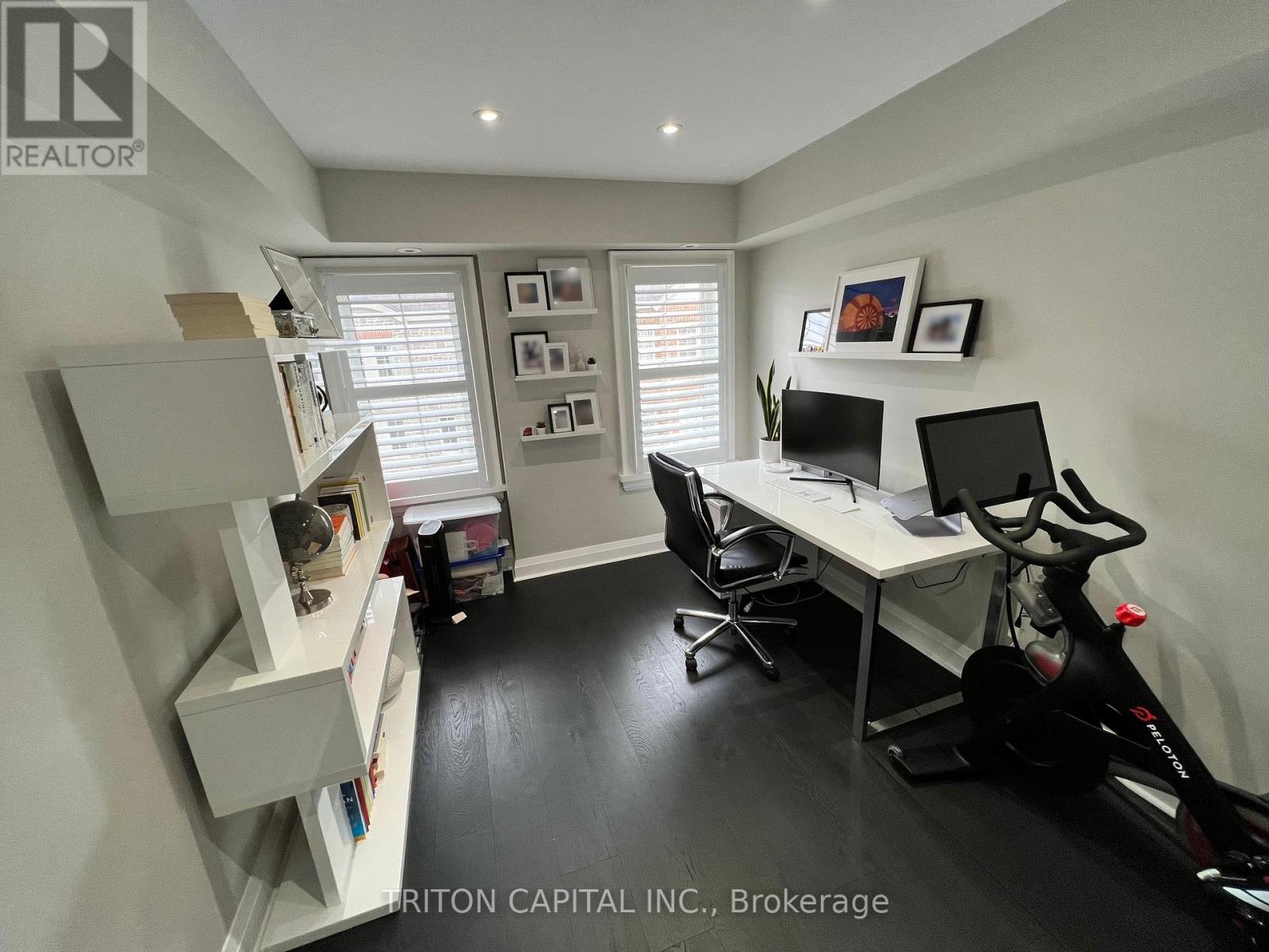 99 - 9 Windermere Avenue, Toronto, Ontario  M6S 5A4 - Photo 10 - W12754356