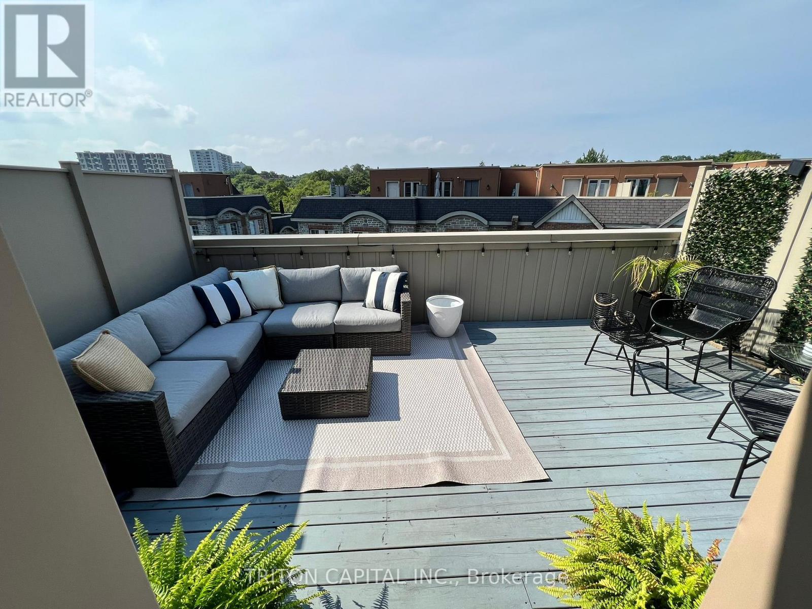 99 - 9 Windermere Avenue, Toronto, Ontario  M6S 5A4 - Photo 15 - W12754356