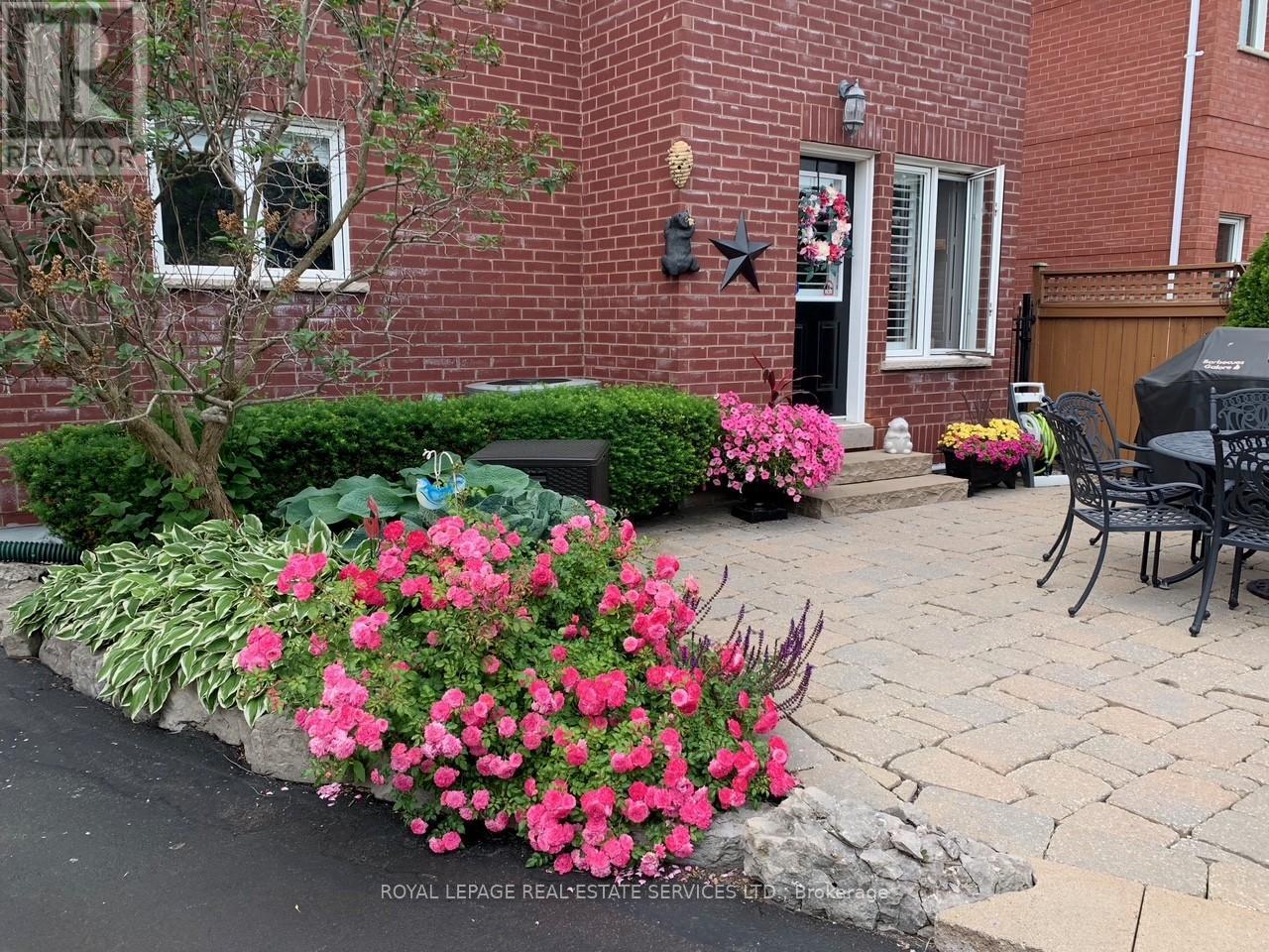 2393 Ennerdale Road, Oakville, Ontario  L6H 6N5 - Photo 42 - W12754366