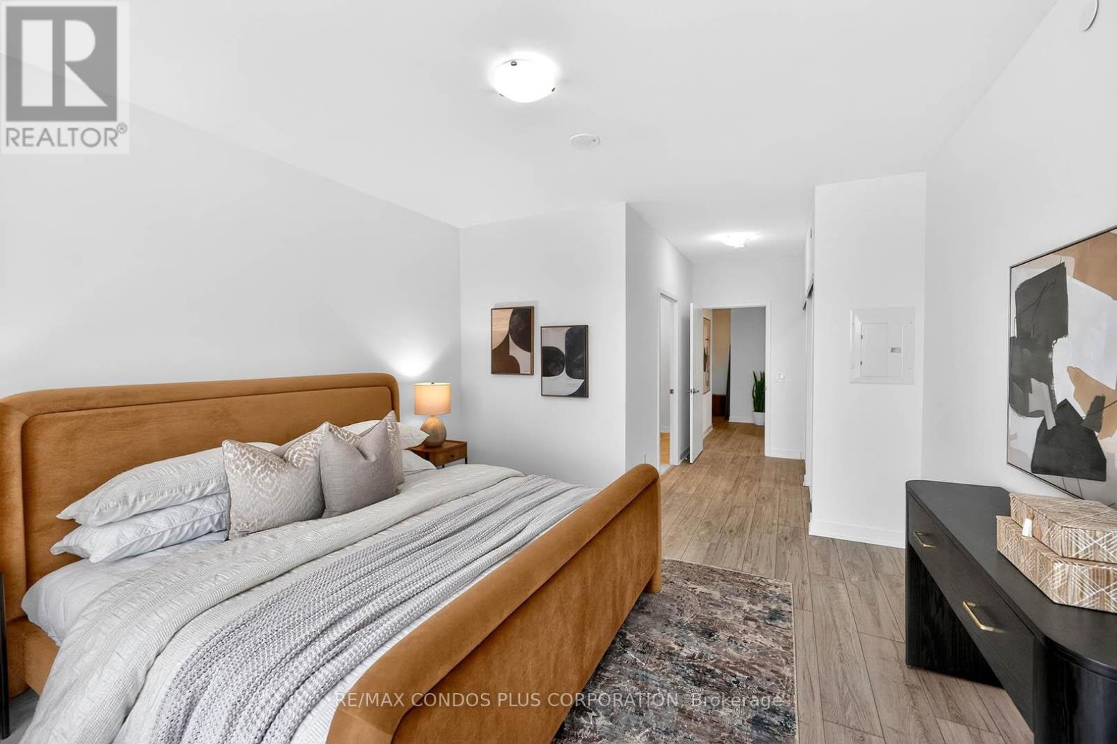 1104 - 1035 Southdown Road, Mississauga, Ontario  L5J 0A3 - Photo 21 - W12754418