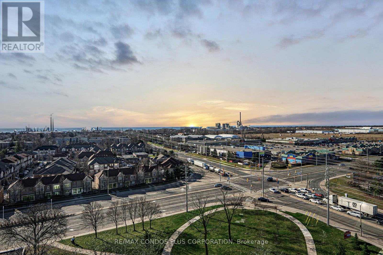 1104 - 1035 Southdown Road, Mississauga, Ontario  L5J 0A3 - Photo 28 - W12754418