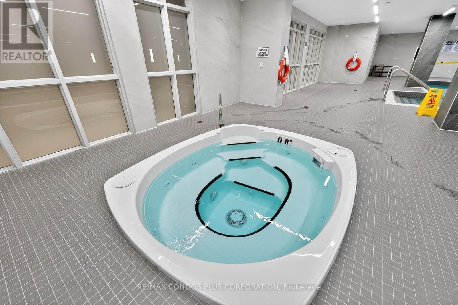 1104 - 1035 Southdown Road, Mississauga, Ontario  L5J 0A3 - Photo 32 - W12754418