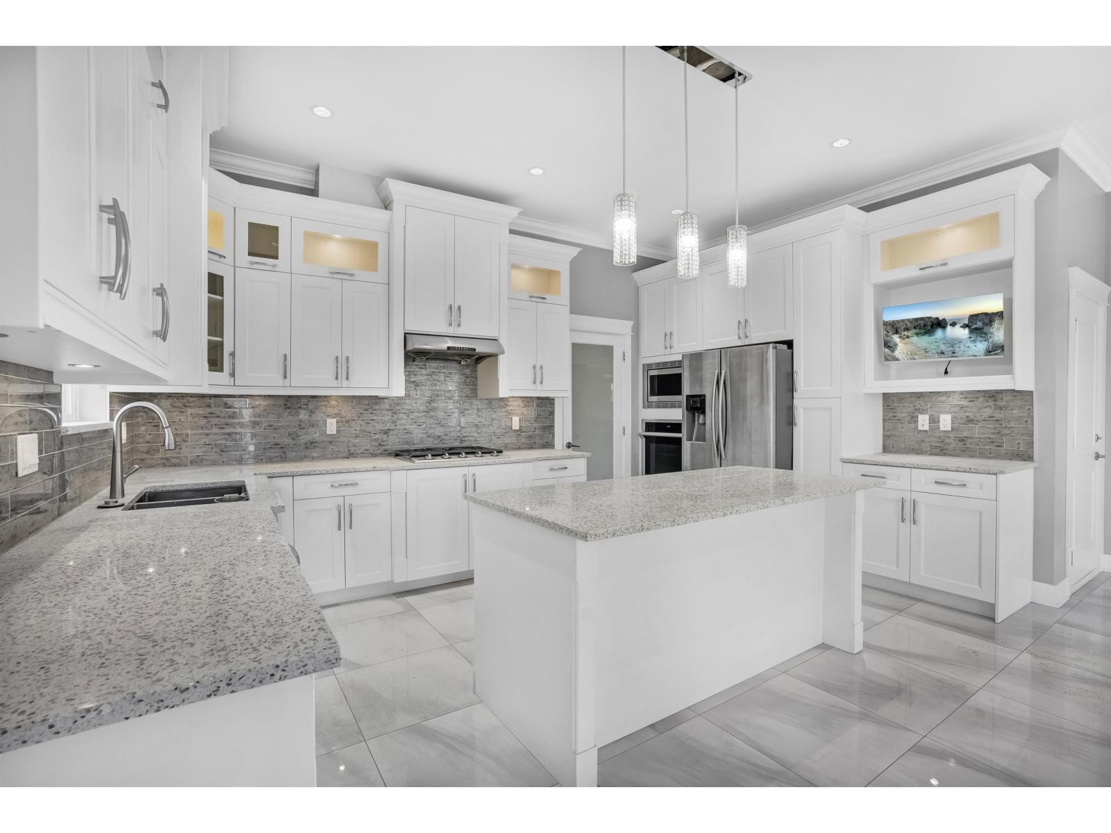 18407 59a Avenue, Surrey, British Columbia  V3S 5S7 - Photo 9 - R3086094