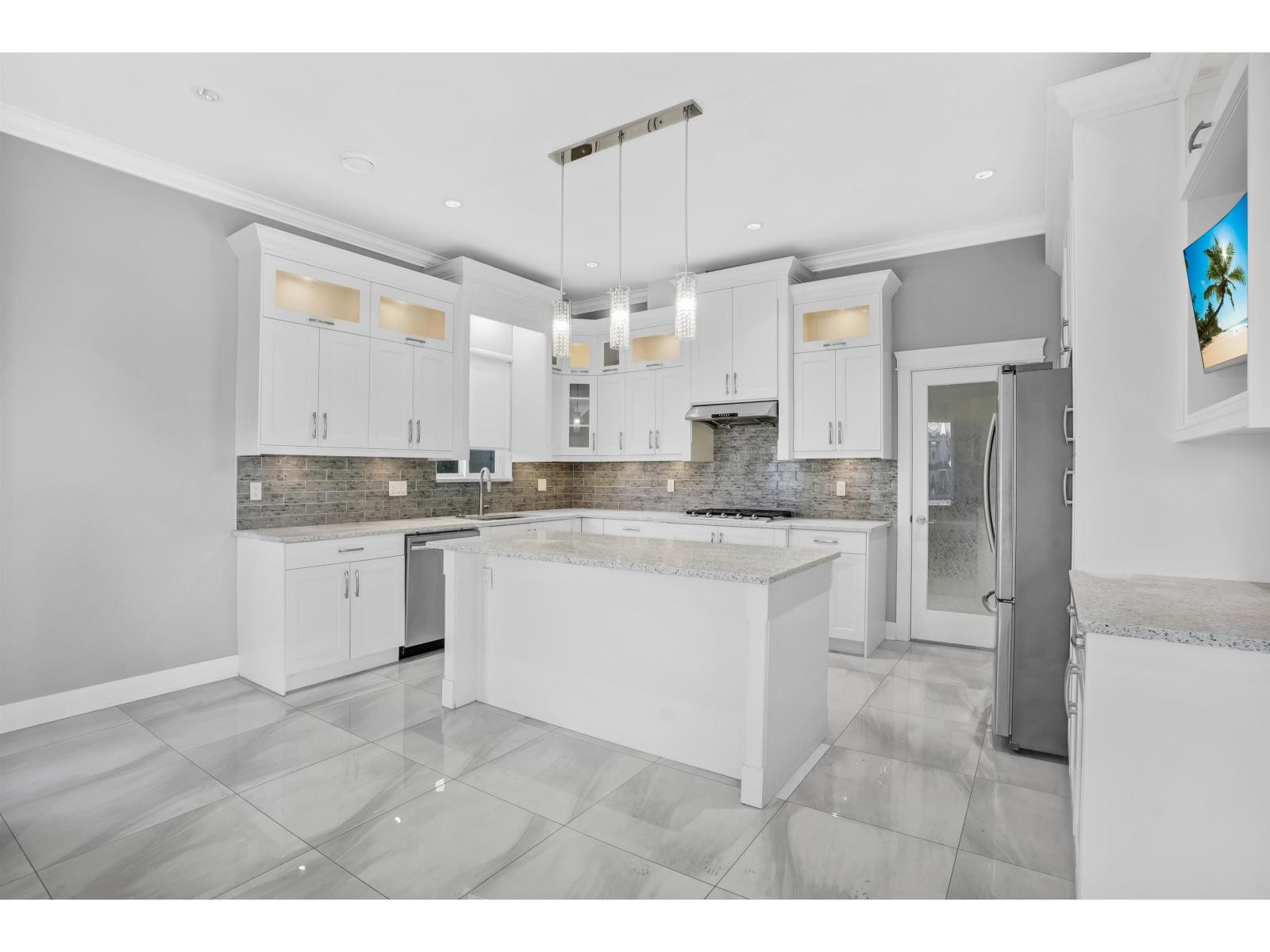 18407 59a Avenue, Surrey, British Columbia  V3S 5S7 - Photo 7 - R3086094