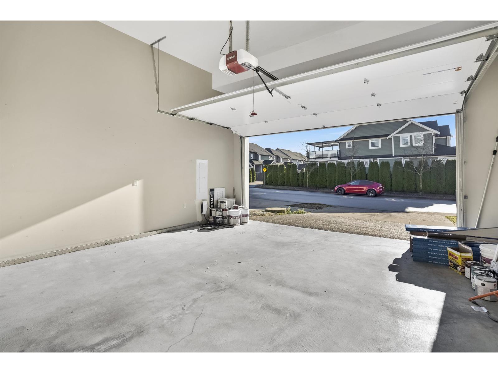 18407 59a Avenue, Surrey, British Columbia  V3S 5S7 - Photo 38 - R3086094