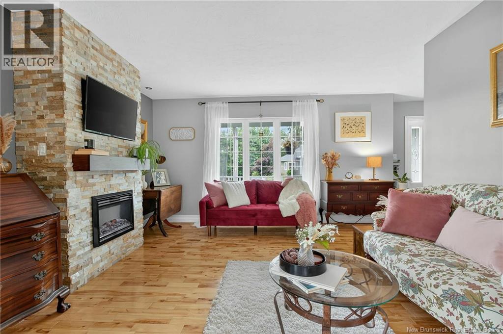 340 Alfred-Léger Street, Dieppe, New Brunswick  E1A 8J3 - Photo 3 - NB133093