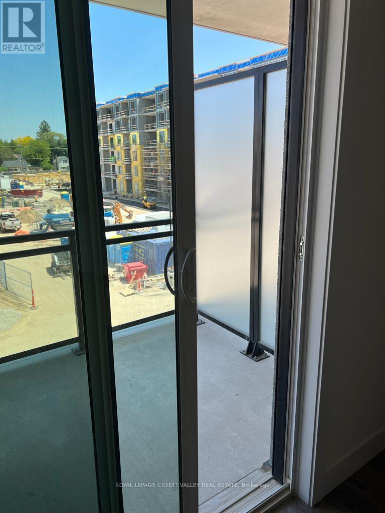 303 - 103 Roger Street N, Waterloo, Ontario  N2J 0G1 - Photo 5 - X12754244