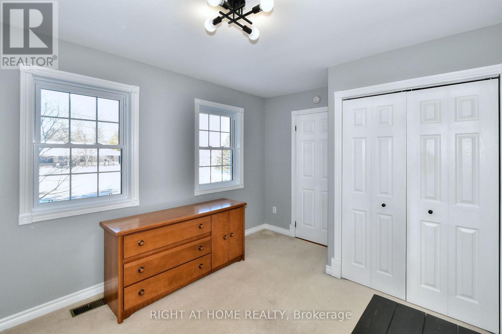 599 Maniece Avenue, Peterborough, Ontario  K9L 0C1 - Photo 30 - X12754254