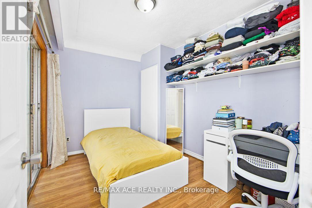 205 Emerson Street, Hamilton, Ontario  L8S 2Y3 - Photo 8 - X12754270