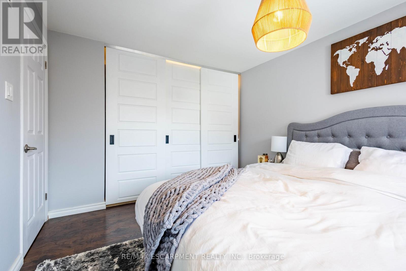 72 Athenia Drive, Hamilton, Ontario  L8J 1S8 - Photo 21 - X12754314